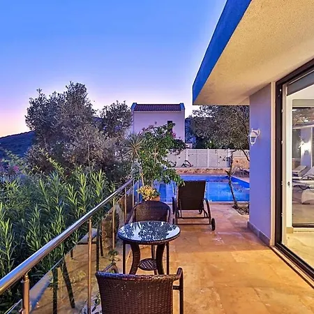 Villa Sleeps 6 Pool Air Con Wifi Kalkan