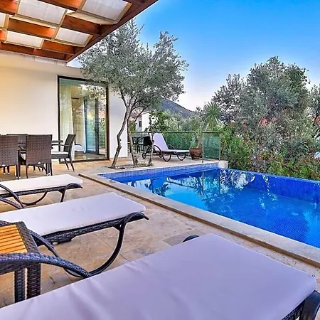 Villa Sleeps 6 Pool Air Con Wifi Kalkan